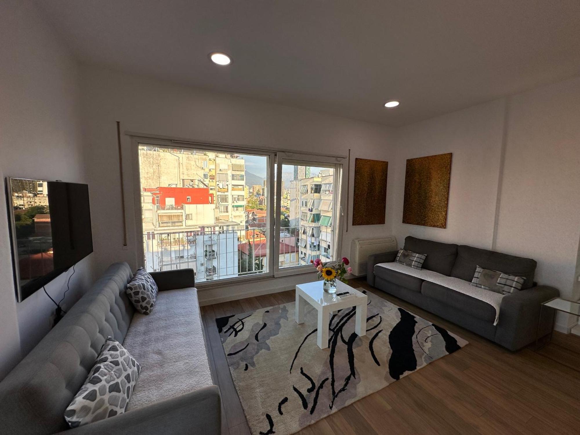 Apartamento Downtown Tirana